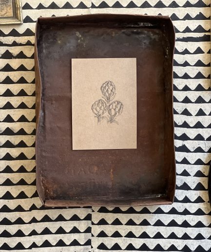 Cadre en tôle rouillée