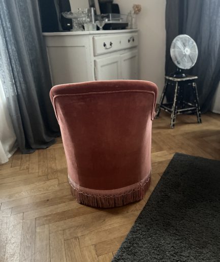 fauteuil crapaud capitonné